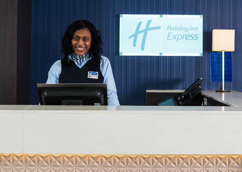 Holiday Inn Express Lincoln City Centre, An Ihg Hotel Экстерьер фото